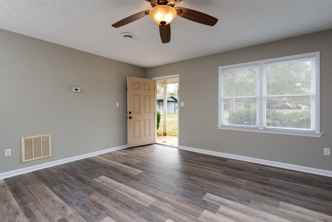 Photo - 196 Park Ridge Pl Unit 1