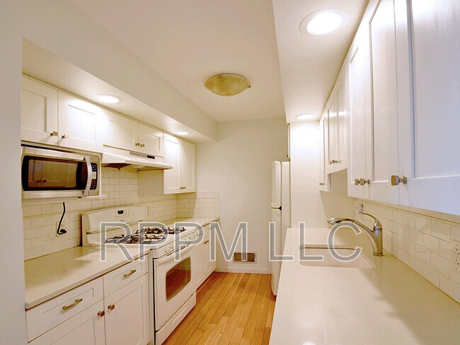 Photo - 204 Passaic Ave Unit 2