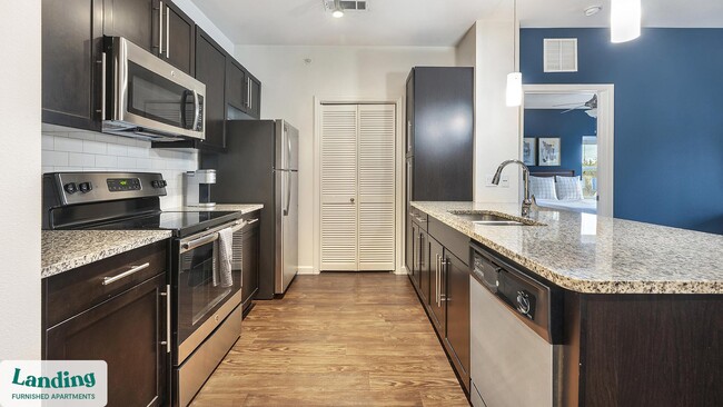 Photo - 12700 Ridgeline Blvd Unidad 14207