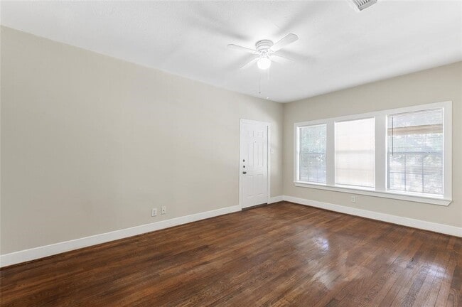 Building Photo - 2218 Arbor St Rental