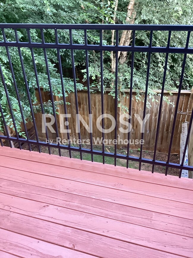 2422 Tenor Ln