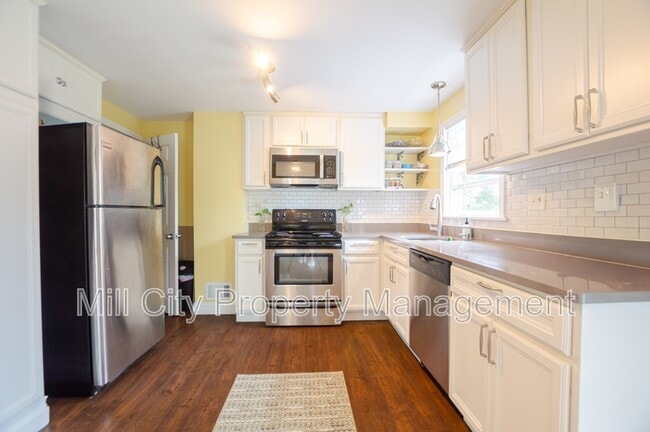 Photo - 85-87 Merrow St