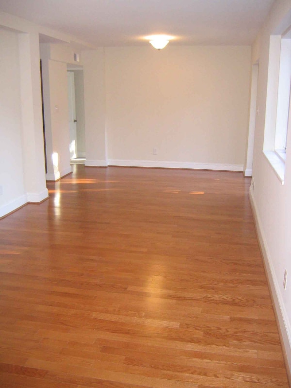 Building Photo - 223 S Dotger Ave Rental