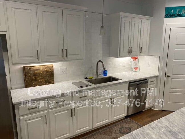 Photo - 1564 Bowstring Dr