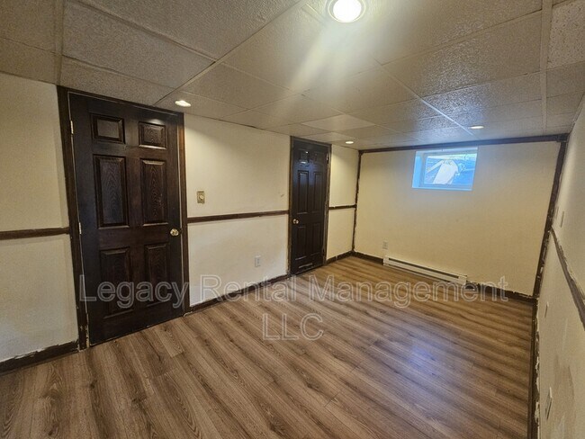 Photo - 533 W Shawnee Ave
