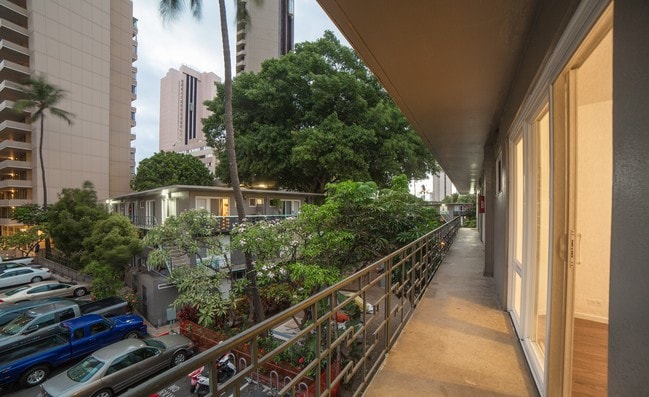 Moana Vista Apartments