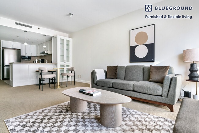 Photo - 425 8th St NW Unidad FL7-ID1237