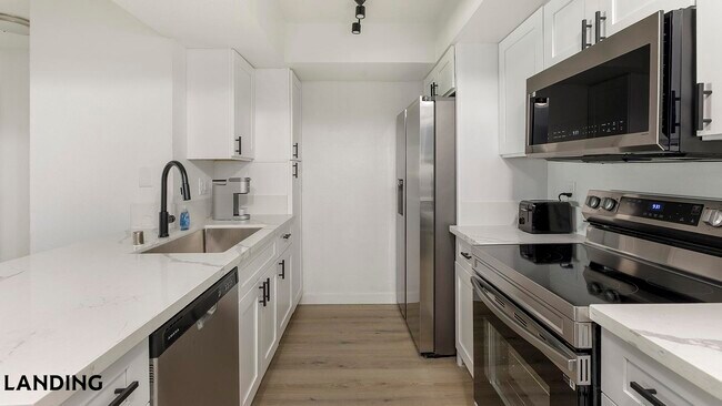 1455 E Katie Ave Unit P21