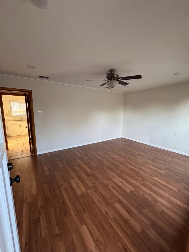 Living Room - 903 Corinth Rd