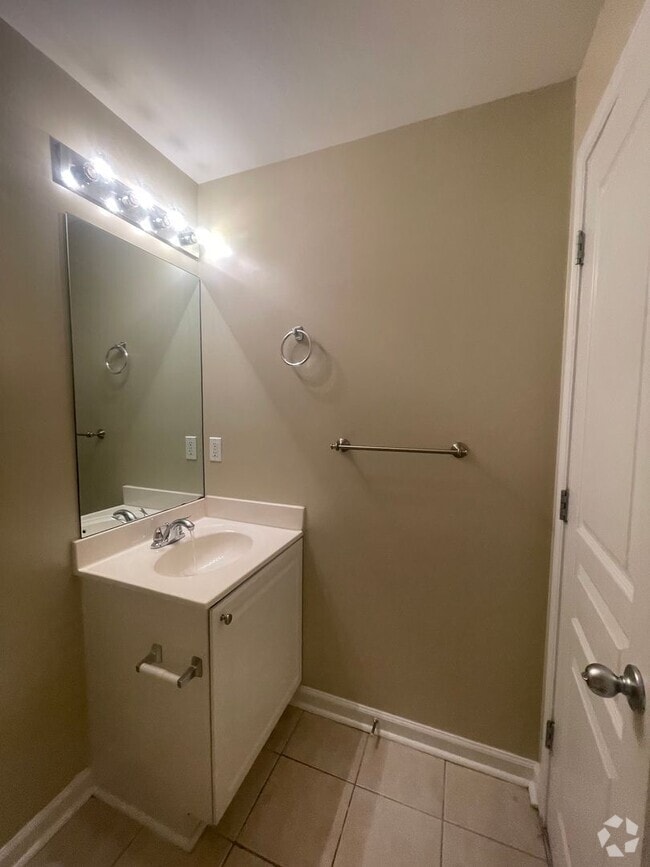 Building Photo - 14-1428 Bouck Unit 14-1428 - A Rental