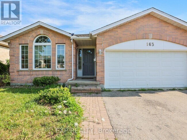 Photo - 163 Daimler Dr