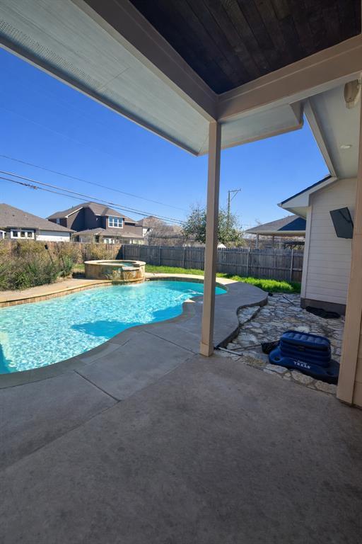 Photo - 420 Valona Loop