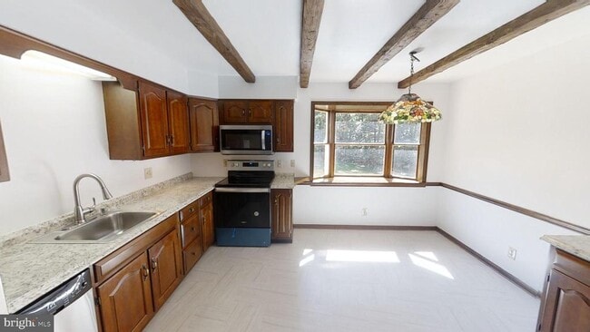 Photo - 3842 Stoneybrook Rd