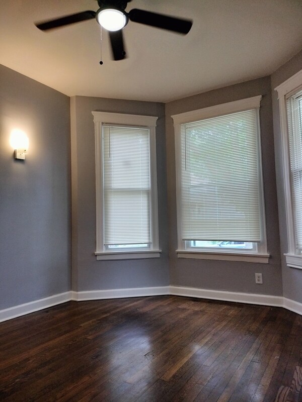 Photo - 6719 S Sangamon St