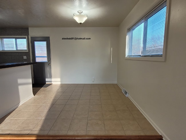 Photo - 1213 Wilroy Rd