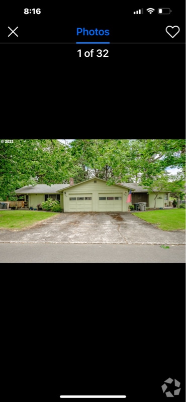 Building Photo - 286 SW River Dr Rental