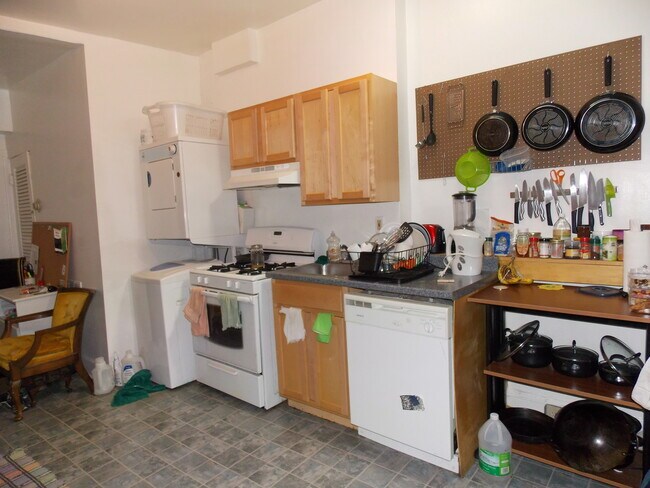 Photo - 2109 St Paul St Unit 3