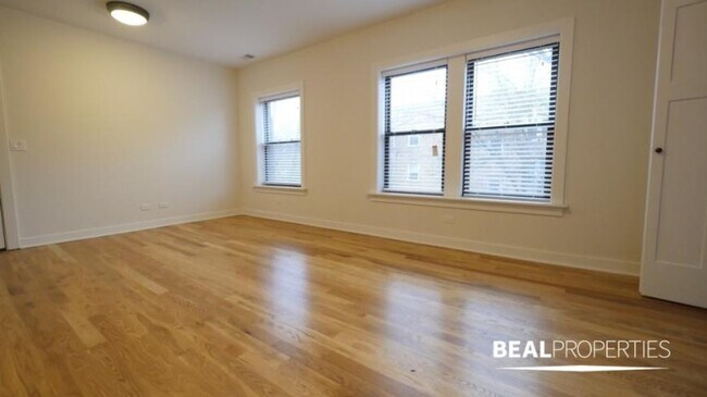 Building Photo - 0 bedroom in CHICAGO IL 60625 Unit 2NE