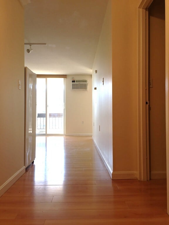 Building Photo - 950 Massachusetts Ave Unit 311