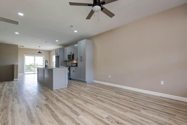 Photo - 2101 N 26th St