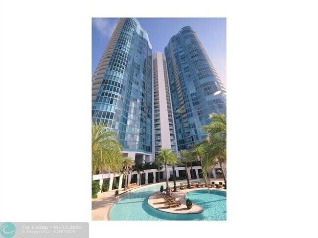 Building Photo - 333 Las Olas Way Unit 1807 Rental