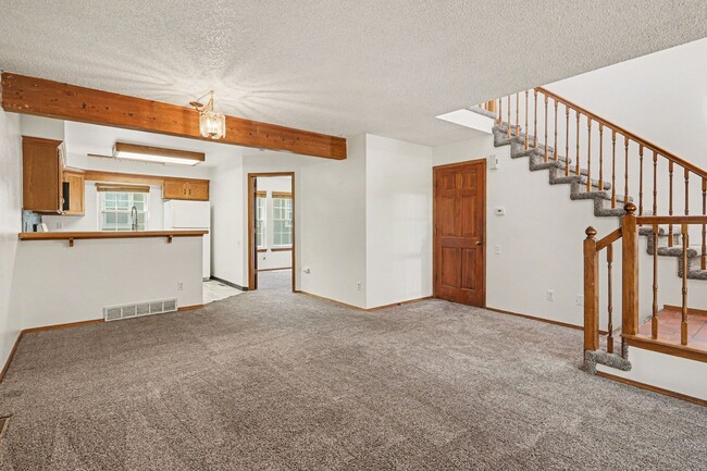 Photo - Conveniently Located 3BR/2.5 Bath Townhome