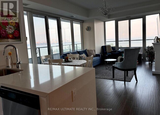 Photo - 20 Shore Breeze Dr Unit #1207