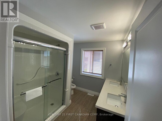 Photo - 2619 Sheffield Blvd