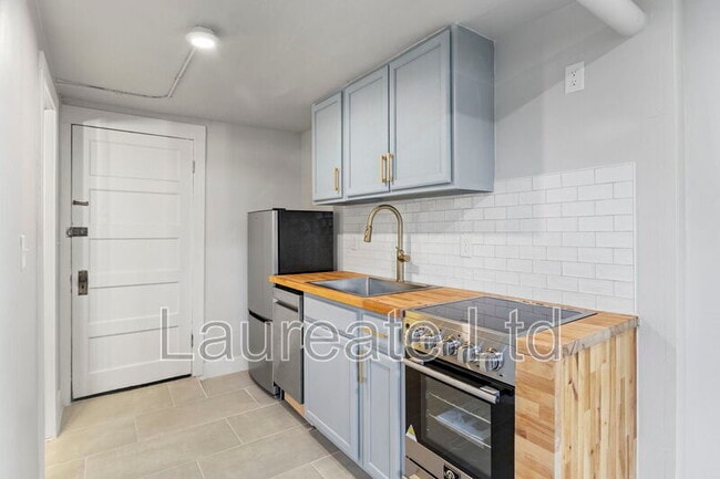 Photo - 1050 N Pearl St Unidad 2B