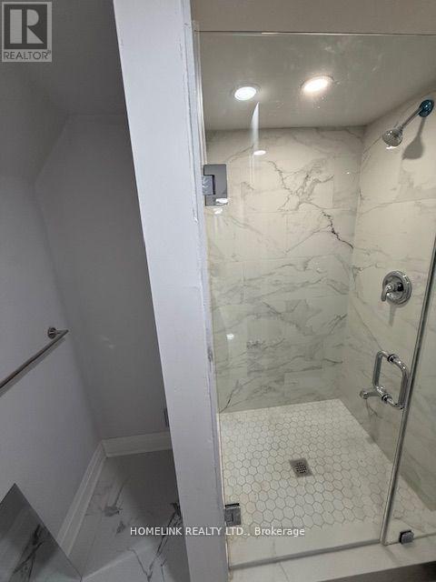 Photo - 1286 Apollo St
