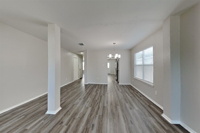 Photo - 1806 Usher Ct