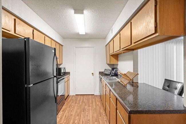 Wind River Lodge Apartments & Townhomes