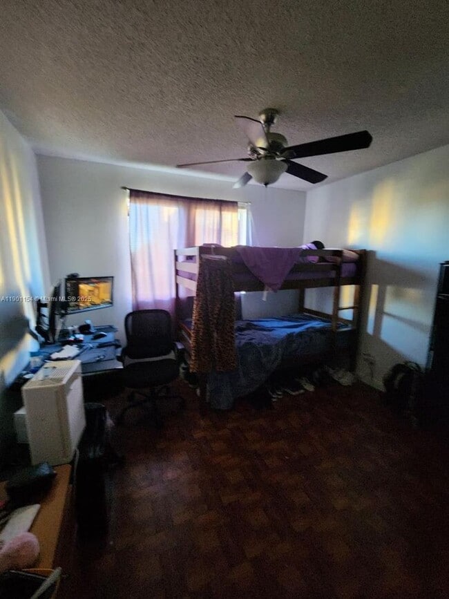 Photo - 2221 Sherman Cir