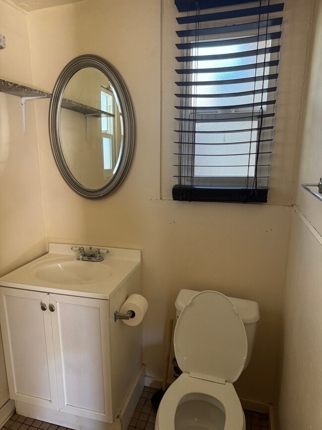 Photo - 183 W Westward Ave Unit 183A W Westward Ave
