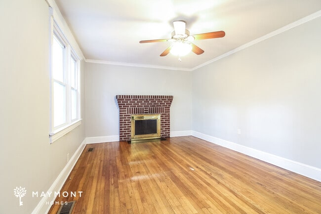 Photo - 608 S Fairfield Rd