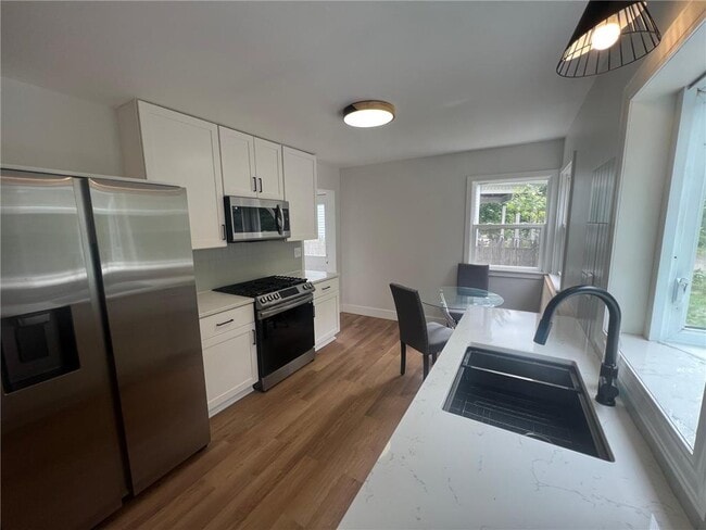 Photo - 1876 W Chelton Ave