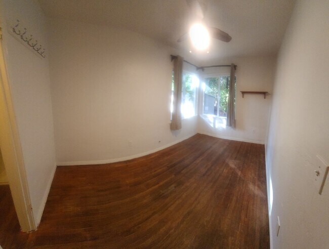 Photo - 1690 Phillips Ln