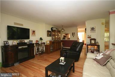 Photo - 15640 Montview Dr