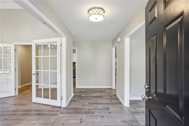 Photo - 4395 Red Rock Point