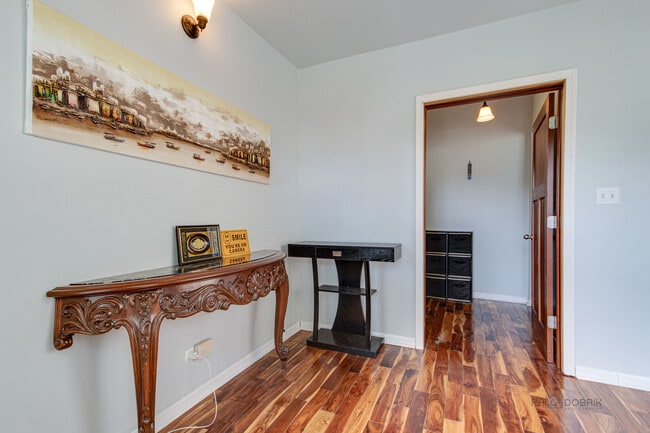 Photo - 4716 W Hutchinson St