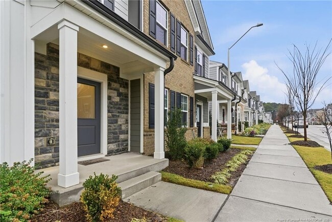 Photo - 245 Ribbon Rail St