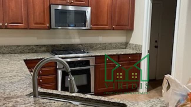 Photo - 5520 Rockview Dr