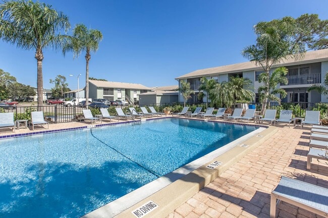 Photo - Palmera at Gandy