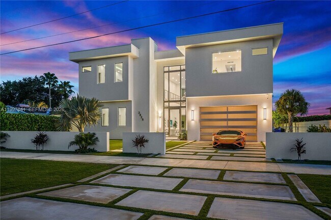 2628 Marcinski Rd