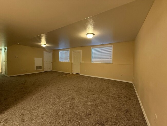 Photo - 460 Center St Unit 2