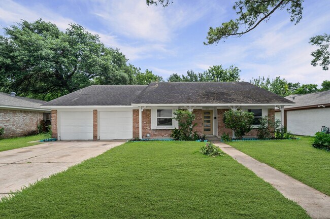 Photo - 10935 Silkwood Dr