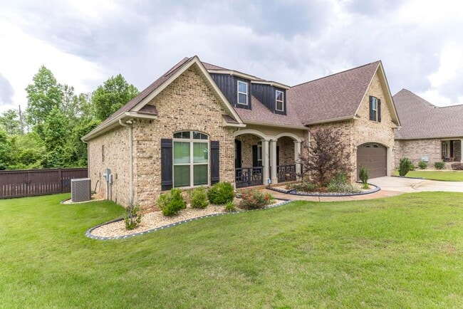 Photo - 102 Scarlet Oak Wy