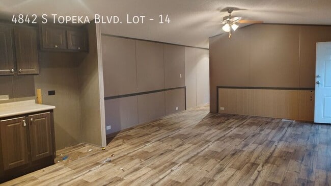 Photo - 4842 SW Topeka Blvd