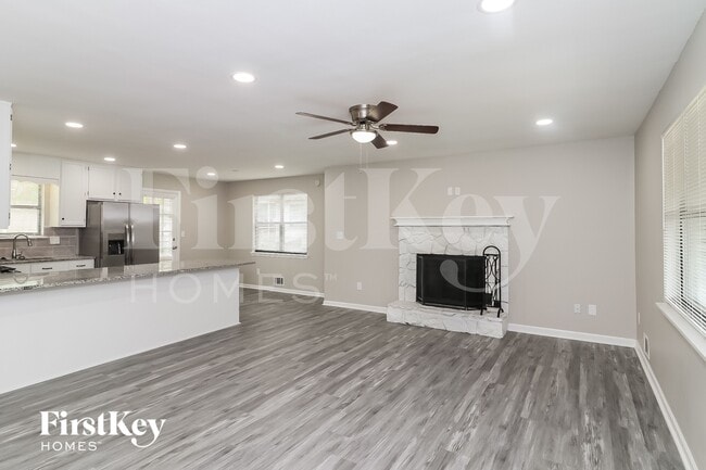 Photo - 335 Lost Meadows Dr