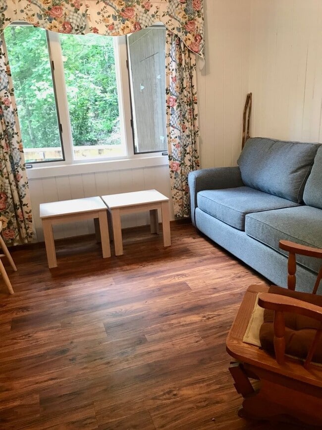 Photo - 1/1 Tiny house on the creek